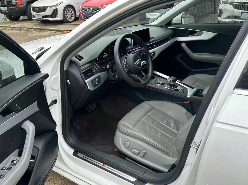 济宁18年奥迪A4L2