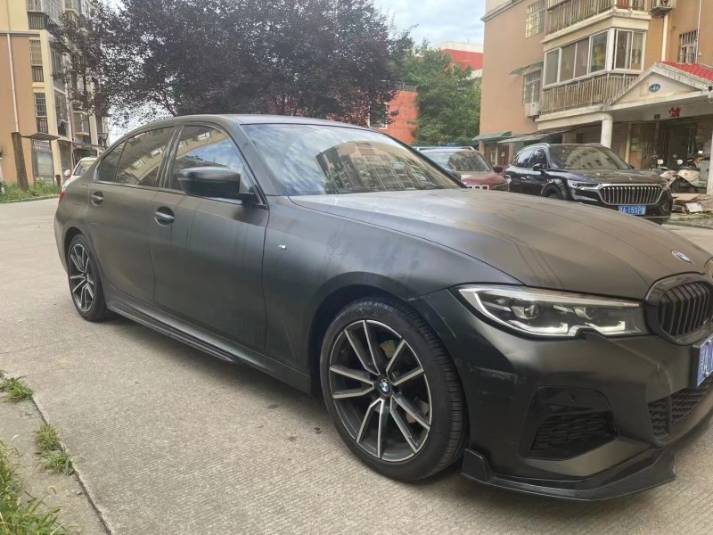 成都21年宝马3系2