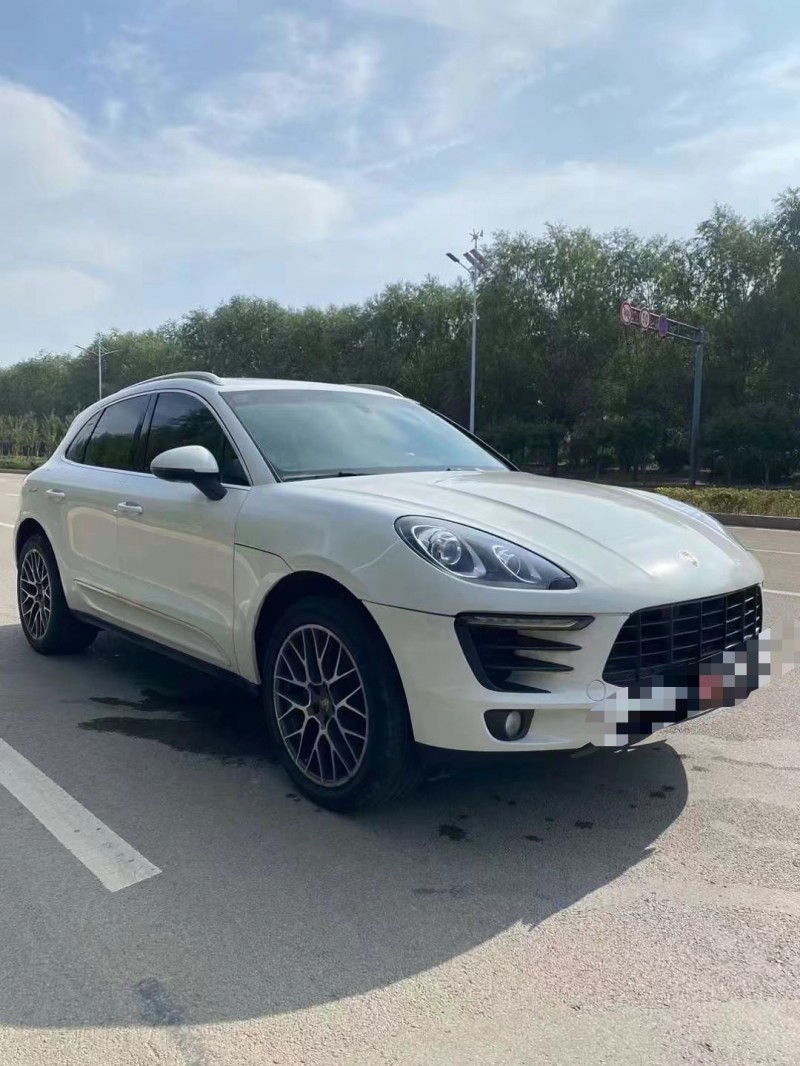 枣庄14年保时捷Macan3