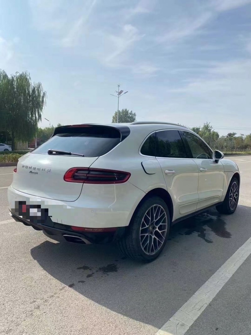 枣庄14年保时捷Macan9