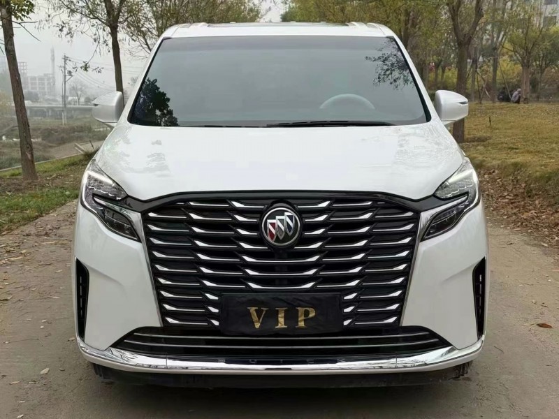 济宁23年别克GL81