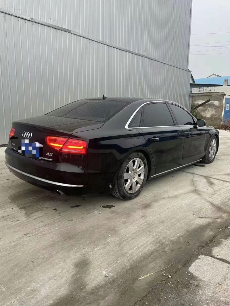煙臺14年奧迪A8L3