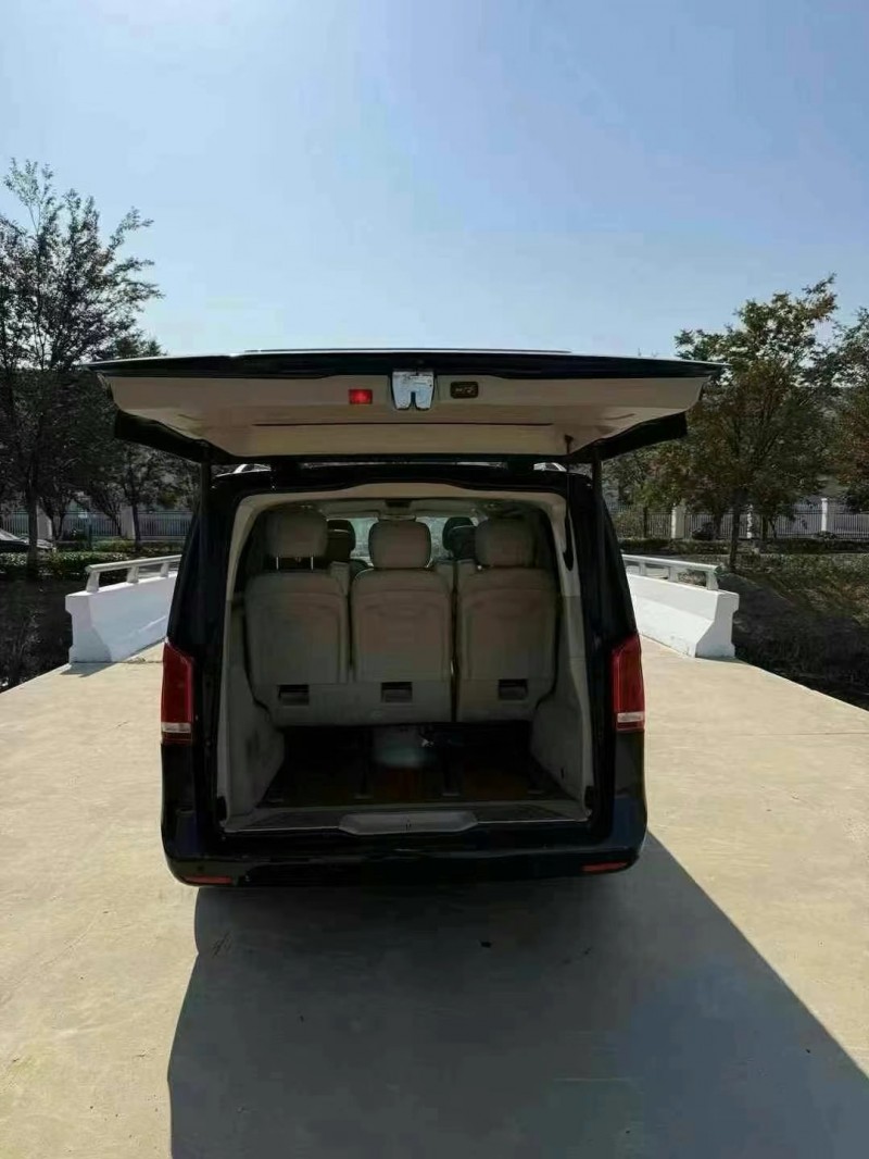 盐城17年奔驰V8