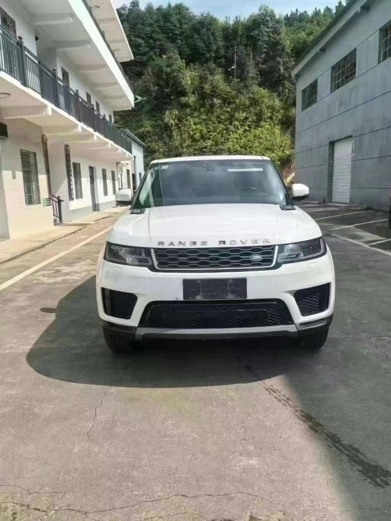 济宁19年路虎揽胜运动1