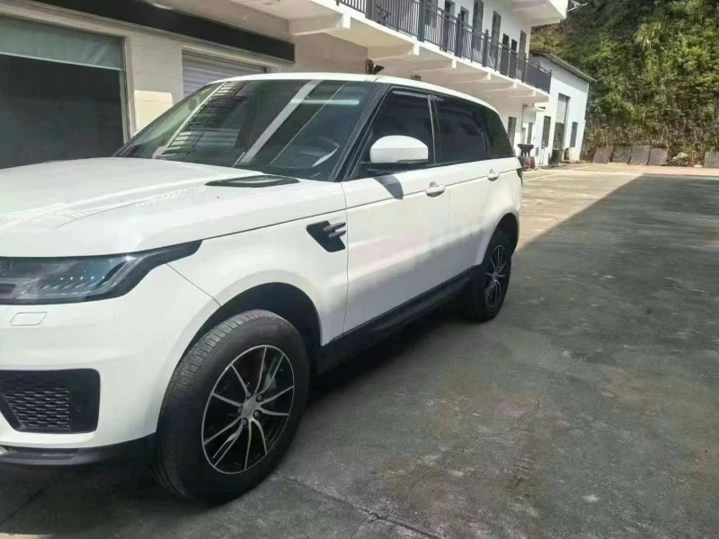 济宁19年路虎揽胜运动2