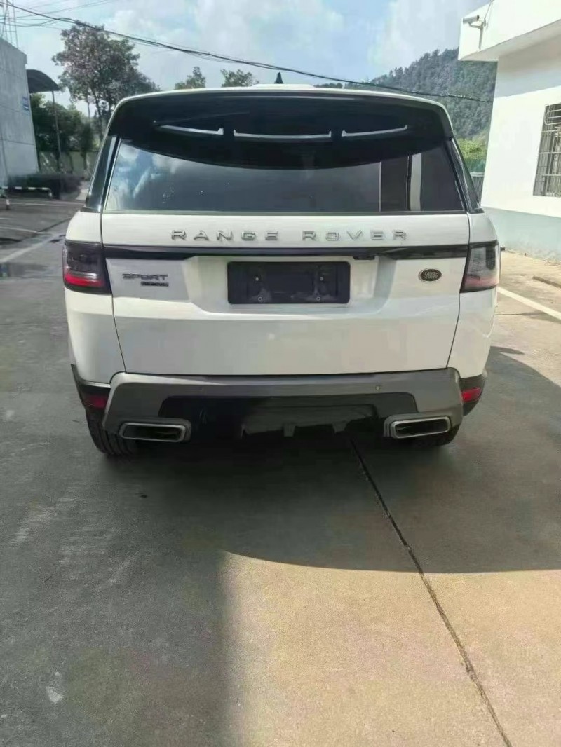 济宁19年路虎揽胜运动9