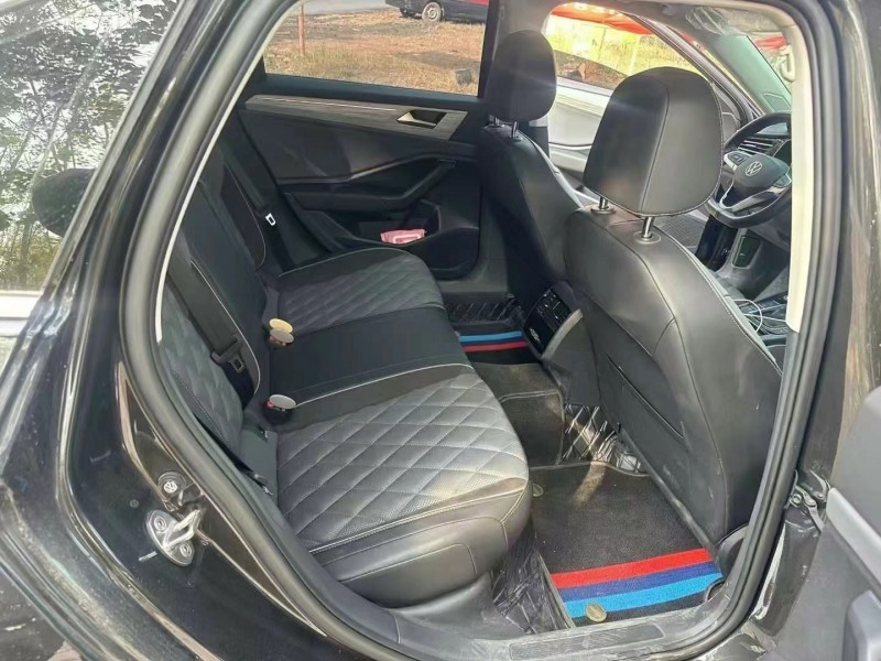 保定23年大众速腾4