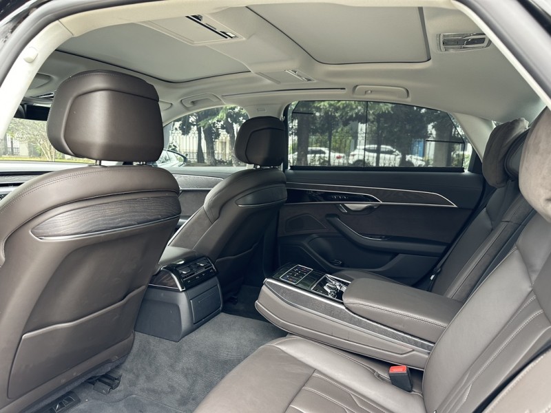 盐城23年奥迪A8L4