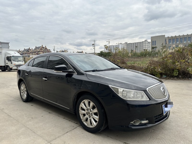 盐城12年别克君越2