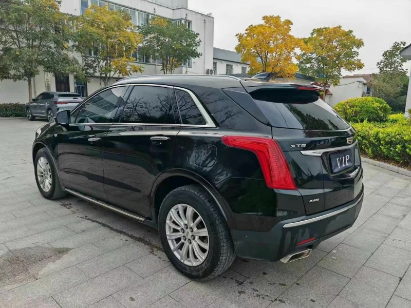 徐州16年凯迪拉克XT58
