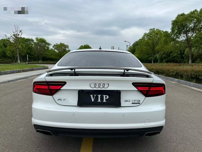 盐城16年奥迪A7L9