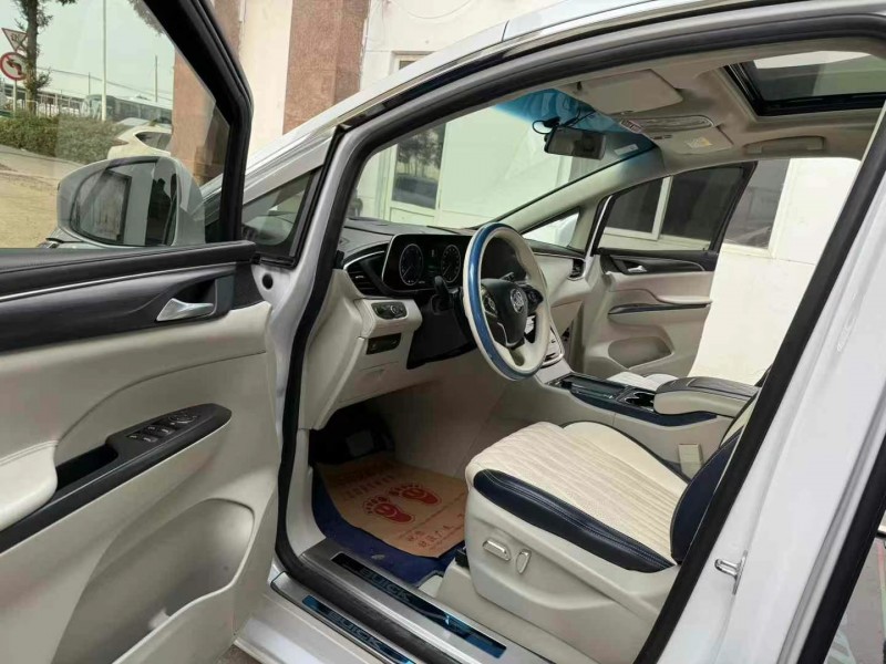 徐州21年别克GL84