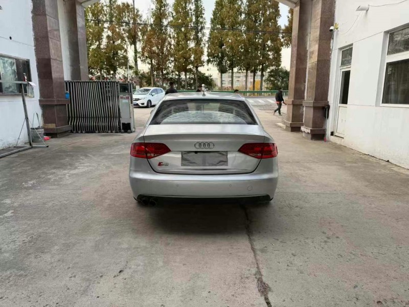 徐州10年奥迪A4L9