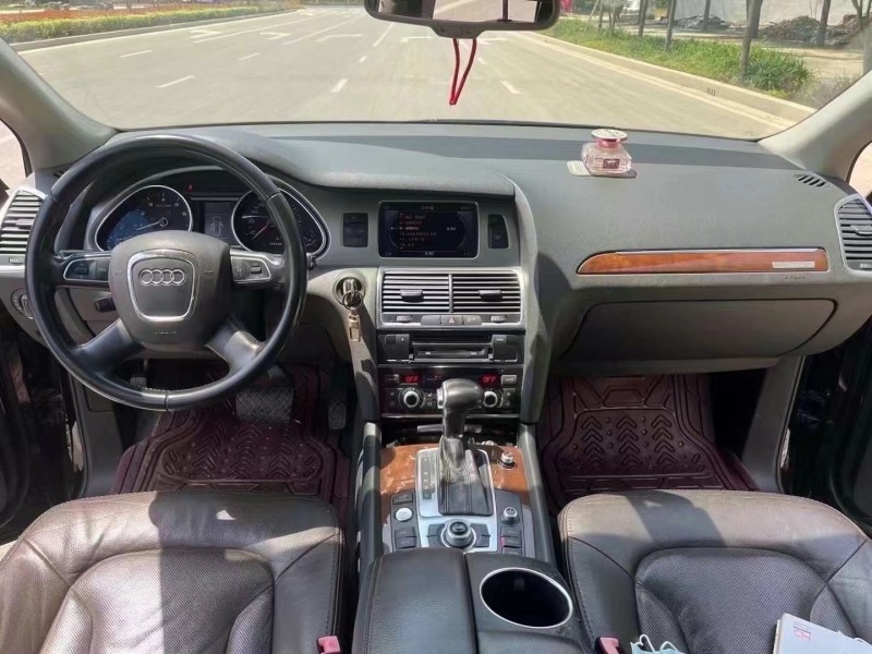 枣庄11年奥迪Q74