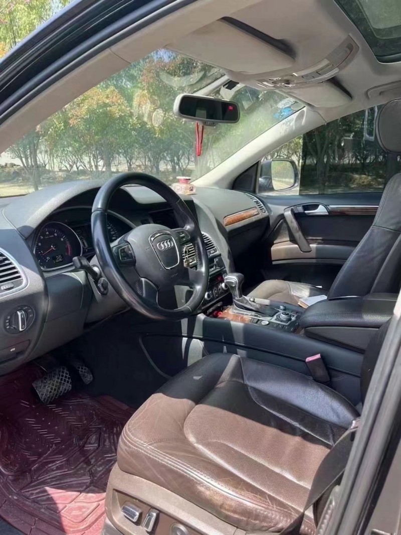 枣庄11年奥迪Q75