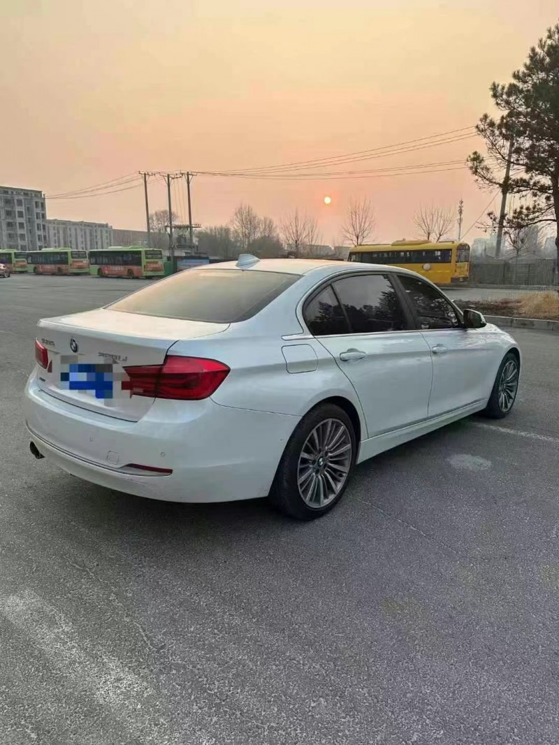 徐州18年宝马3系4