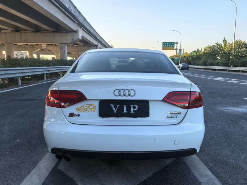 广州11年奥迪A4L5