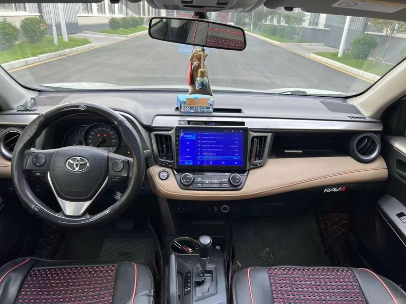 徐州18年丰田RAV4荣放4