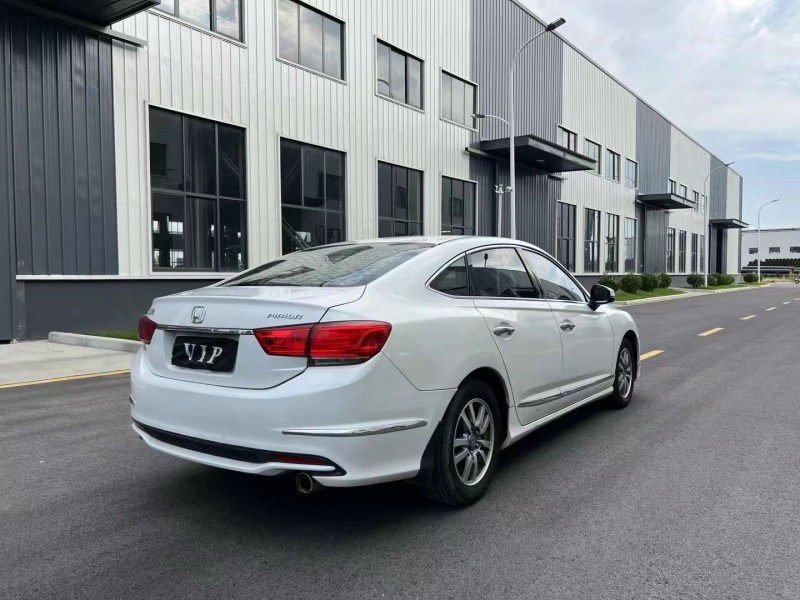 徐州16年本田思铂睿7