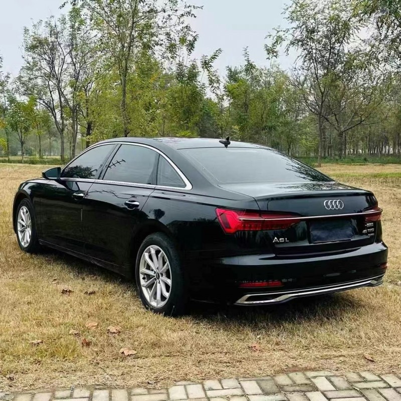 济宁22年奥迪A6L8
