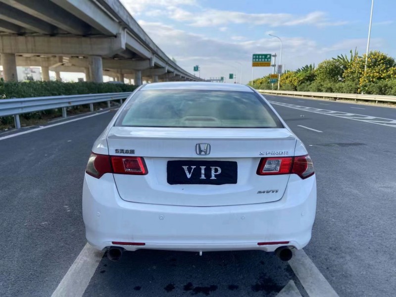 广州11年本田思铂睿5