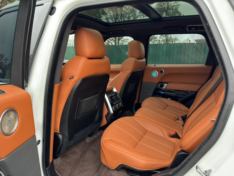 盐城16年路虎揽胜运动7