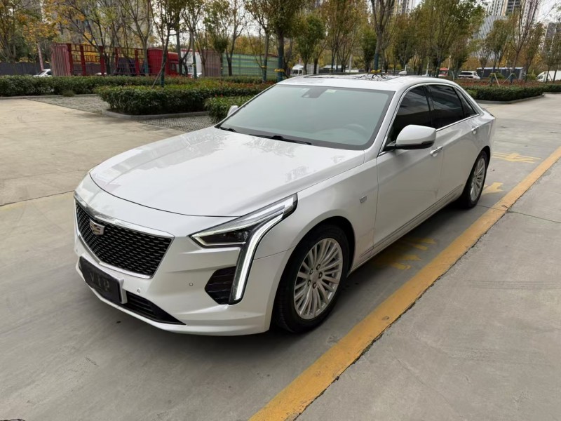 济宁21年凯迪拉克CT62