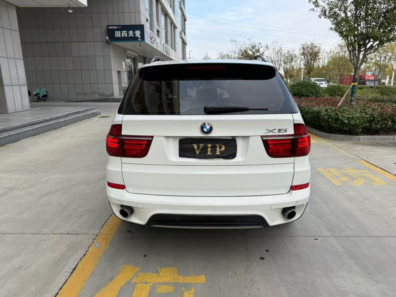 济宁13年宝马X59