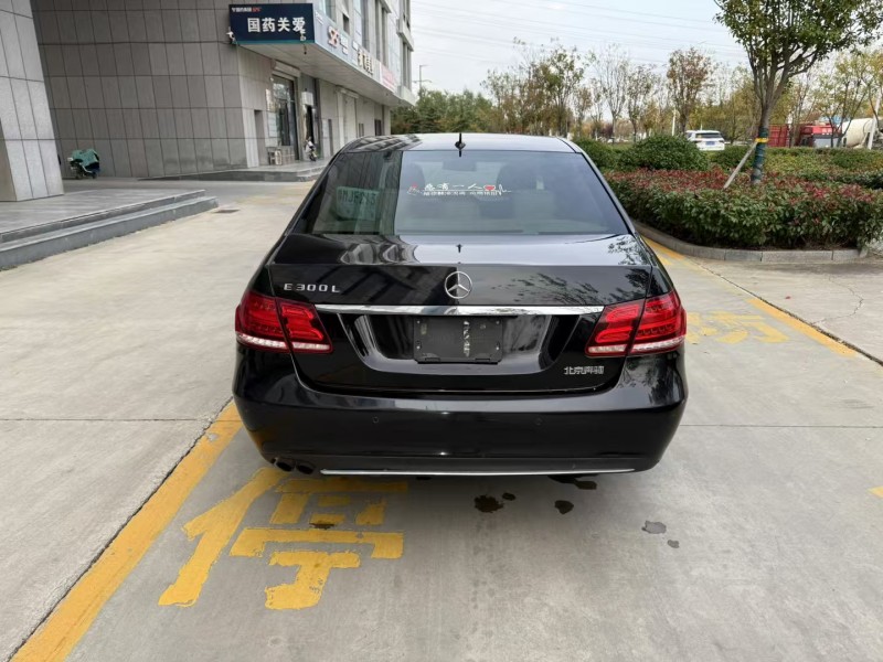 济宁14年奔驰E9