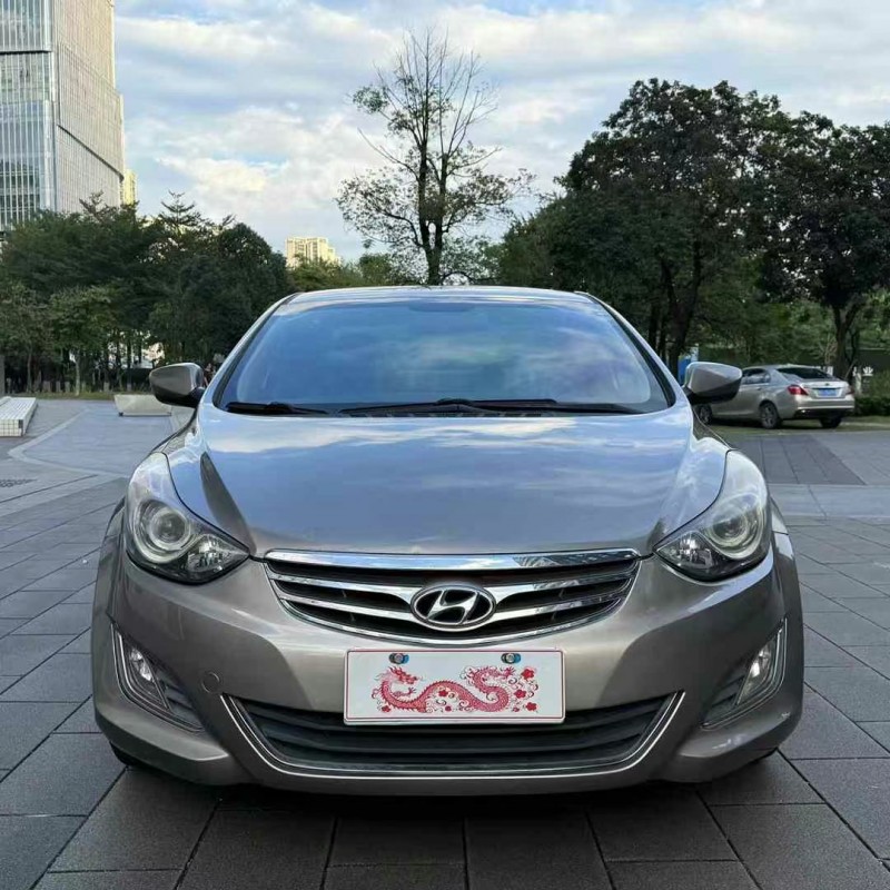 佛山13年现代朗动1