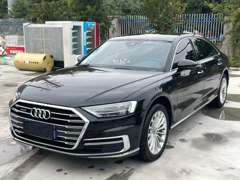 徐州20年奥迪A8L3
