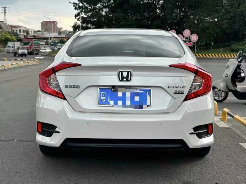 佛山21年本田思域7