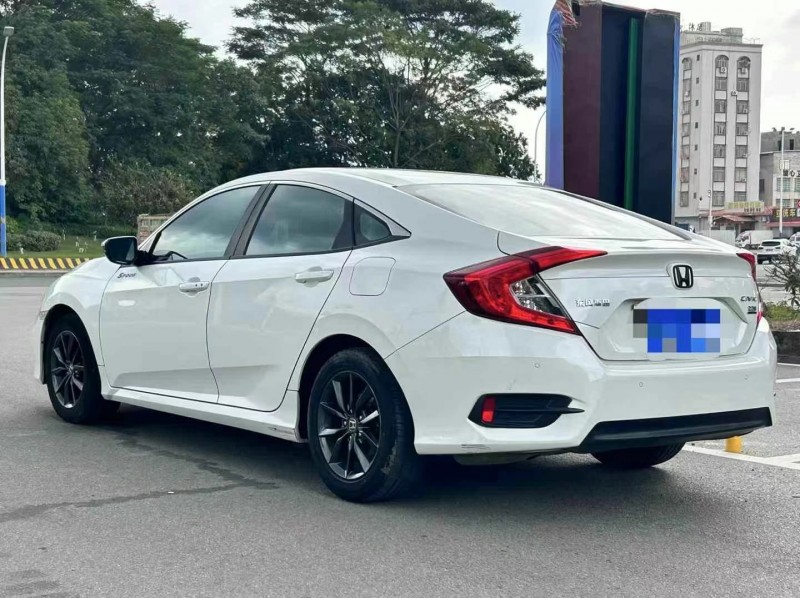 佛山21年本田思域8