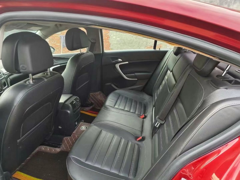 济宁14年别克君越7