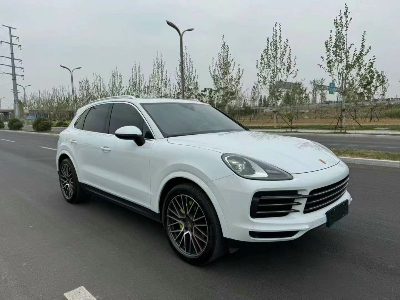 濰坊22年保時捷卡宴2