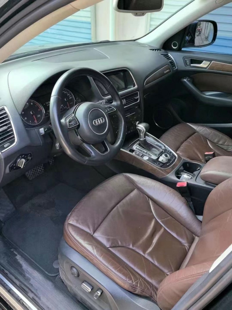 济宁14年奥迪Q57