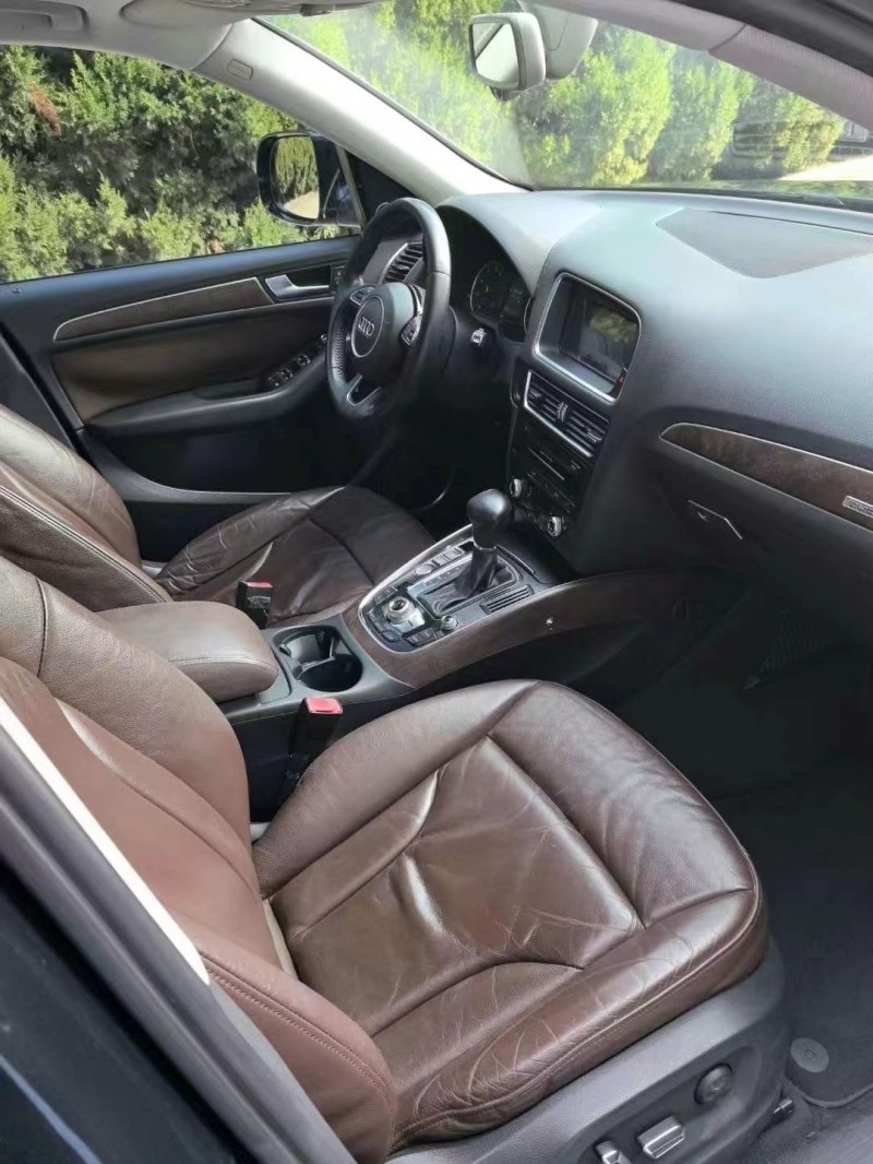 济宁14年奥迪Q58