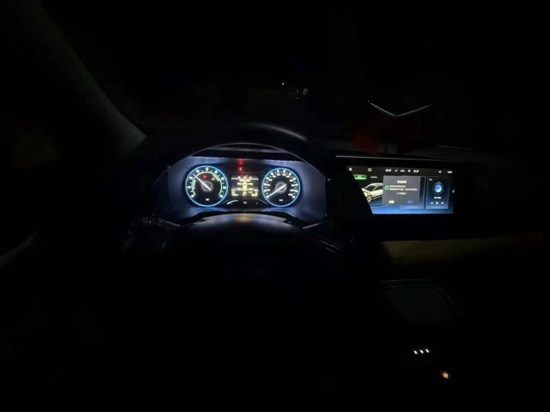 济宁22年传祺埃安S5808