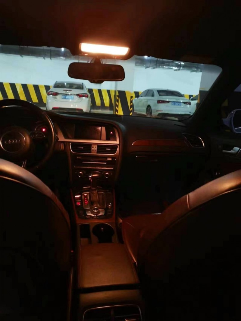 济宁16年奥迪A4L3