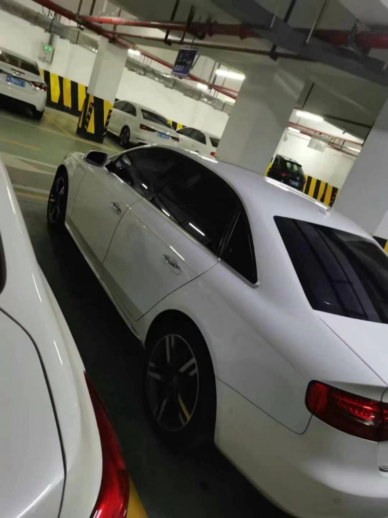 济宁16年奥迪A4L4