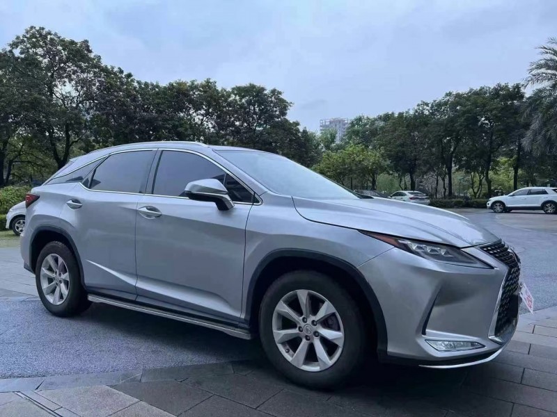 佛山20年雷克萨斯RX3