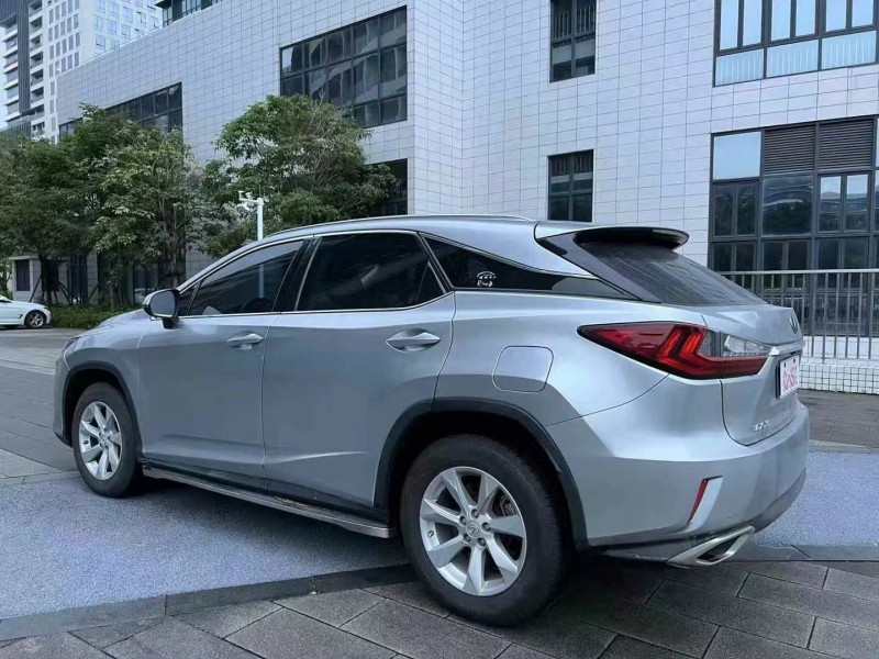 佛山20年雷克萨斯RX8