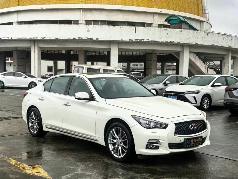 東莞16年英菲尼迪Q503