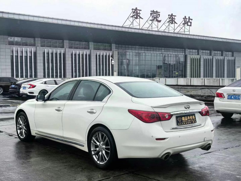 東莞16年英菲尼迪Q507
