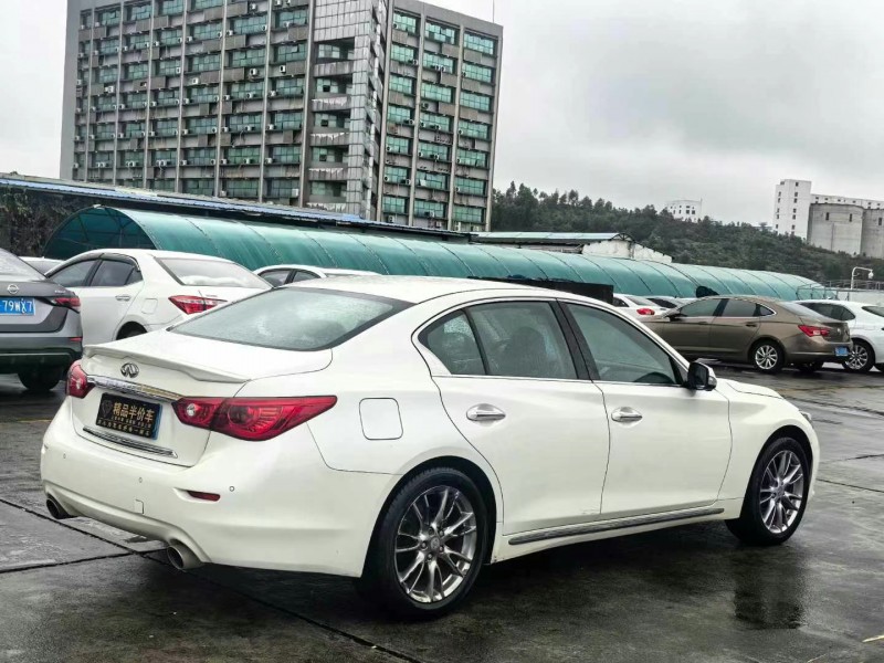東莞16年英菲尼迪Q508