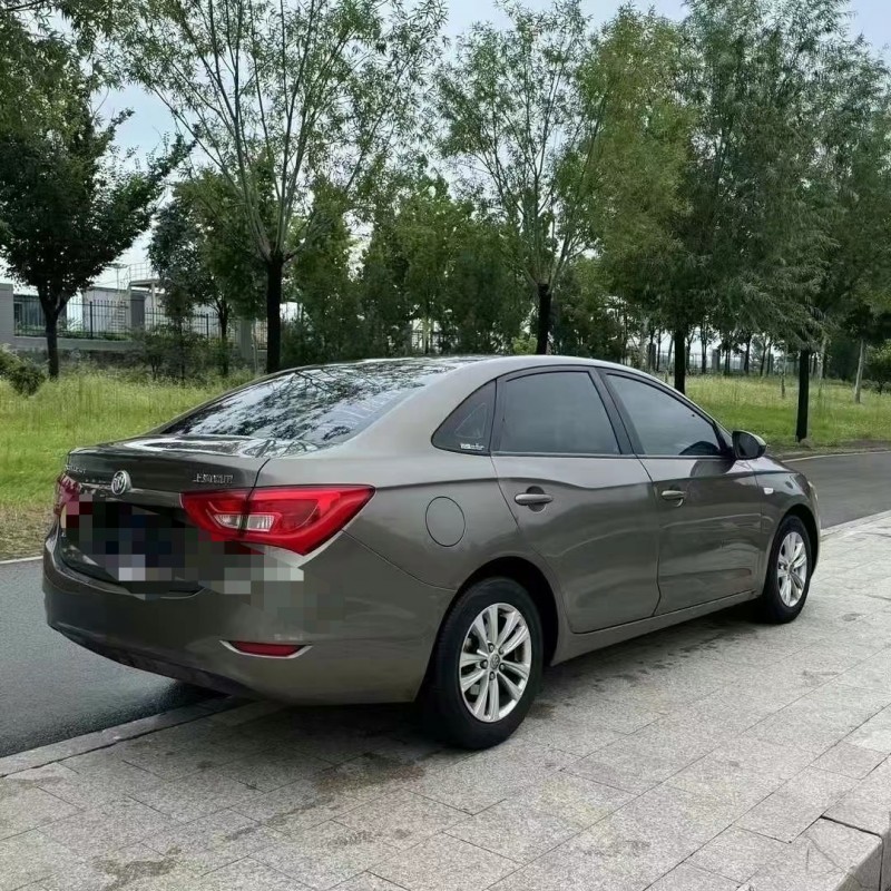 枣庄15年别克英朗8