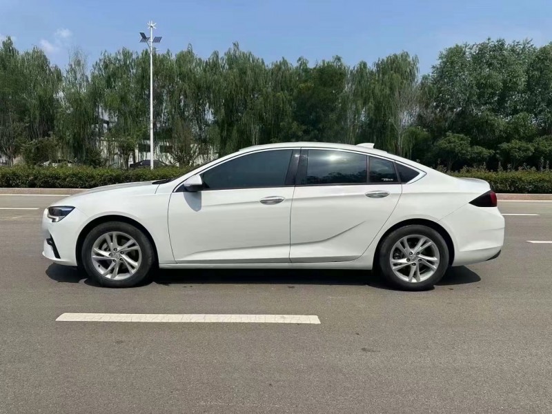 枣庄20年别克君威7