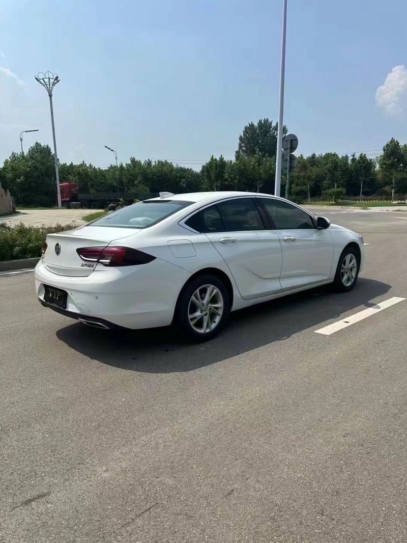 枣庄20年别克君威9