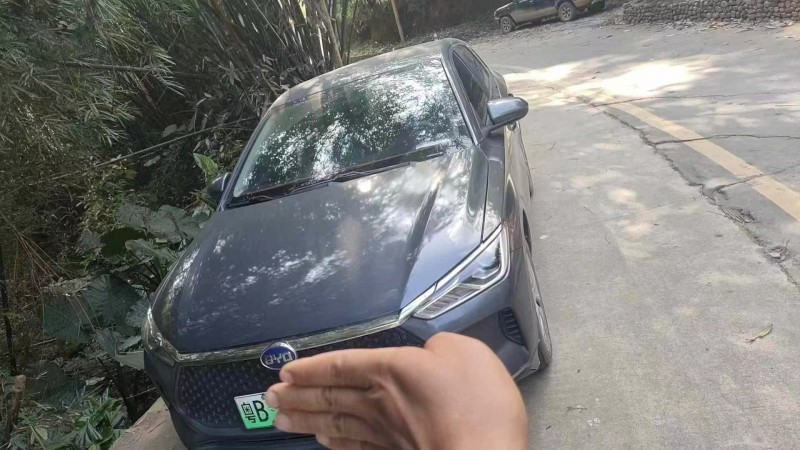 广州21年比亚迪E21