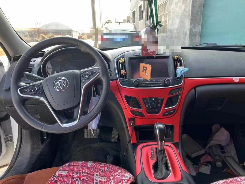 青岛15年别克君威5